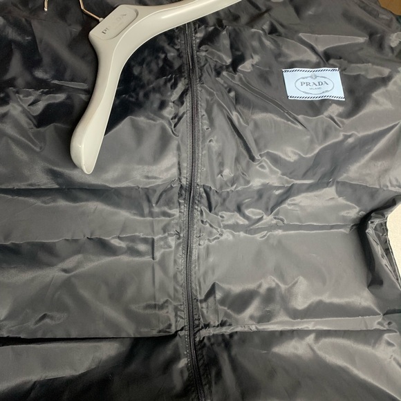 Prada garment bag with hanger - Picture 1 of 3